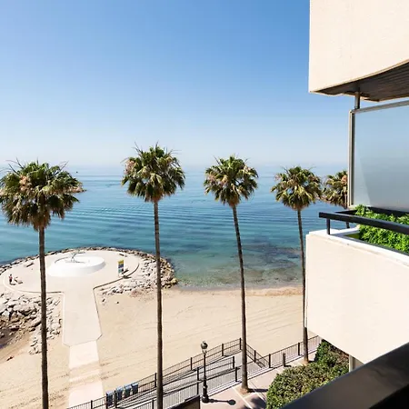 Beachfront With Stunning Sea Views Marbella