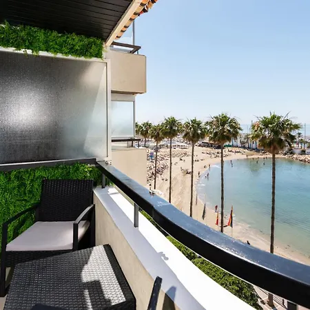 Beachfront With Stunning Sea Views Apartmán