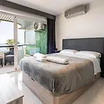 Apartment Beachfront With Stunning Sea Views Marbella