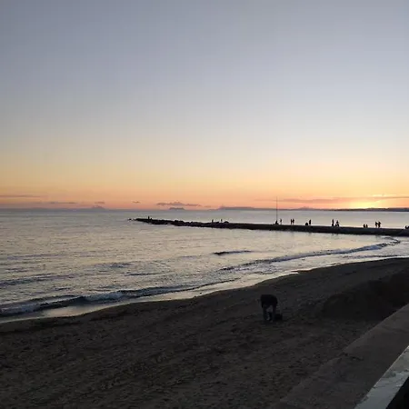 Beachfront With Stunning Sea Views * 마르베야