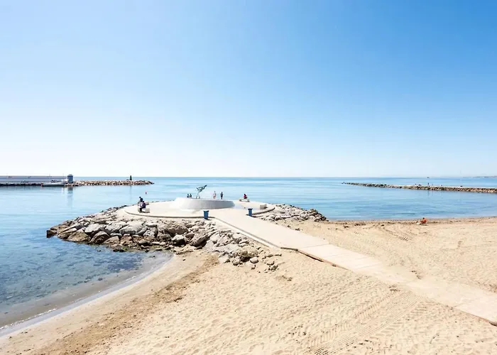 Apartment Beachfront With Stunning Sea Views
